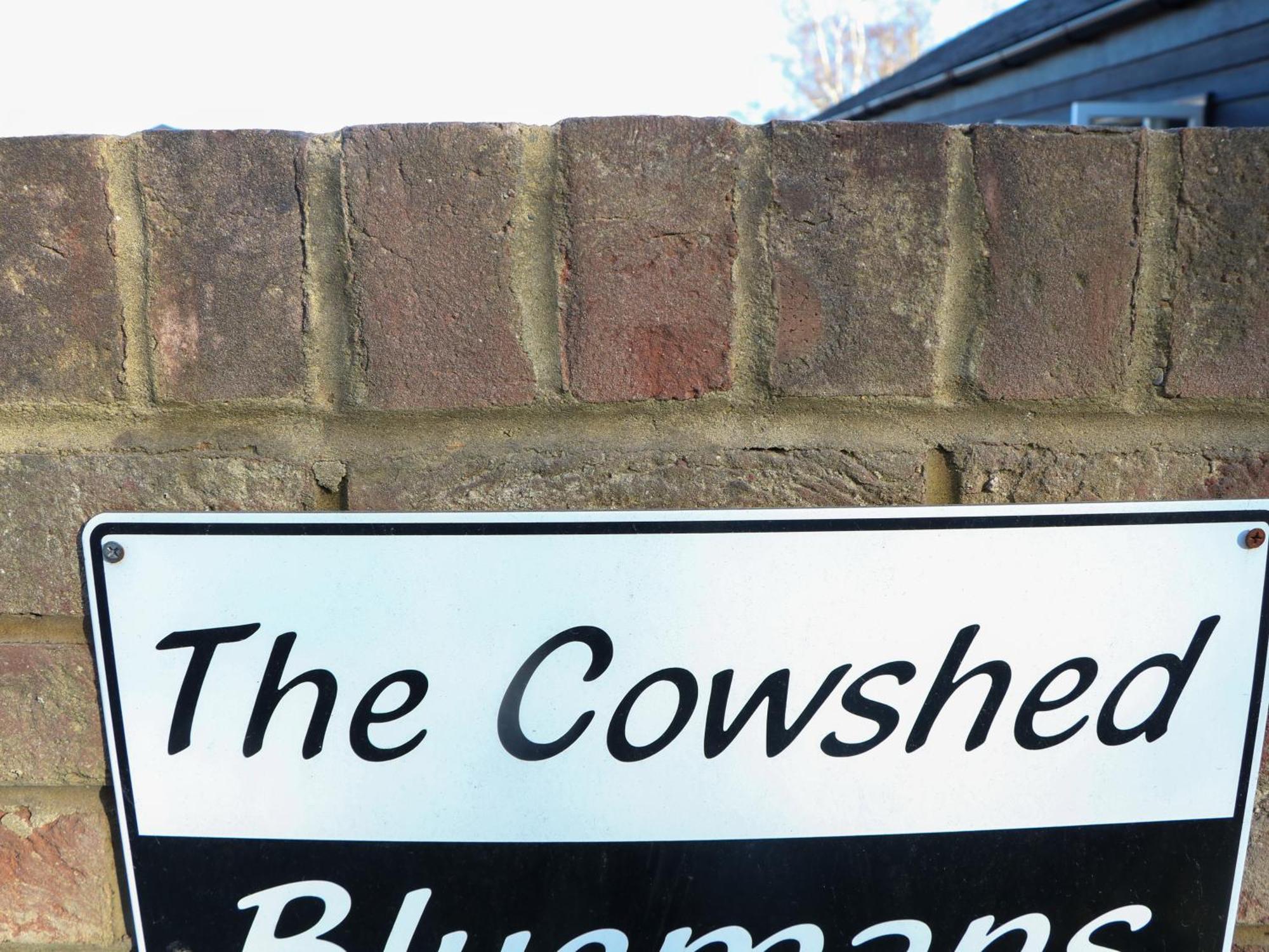巴特尔The Cowshed别墅 外观 照片